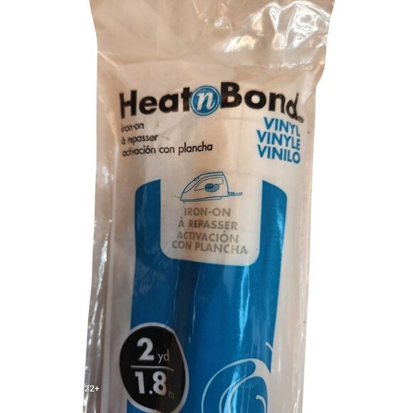 HeatnBond Gloss Finish Iron-On Vinyl 17" X 2 Yards - Picture 6 of 7